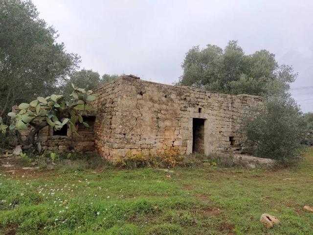 Rustico / Casale in vendita a Villa Castelli BR