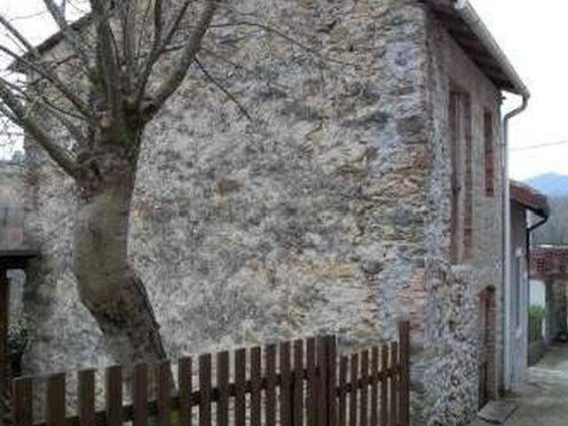 Rustico / Casale in vendita a Villafranca in Lunigiana MS