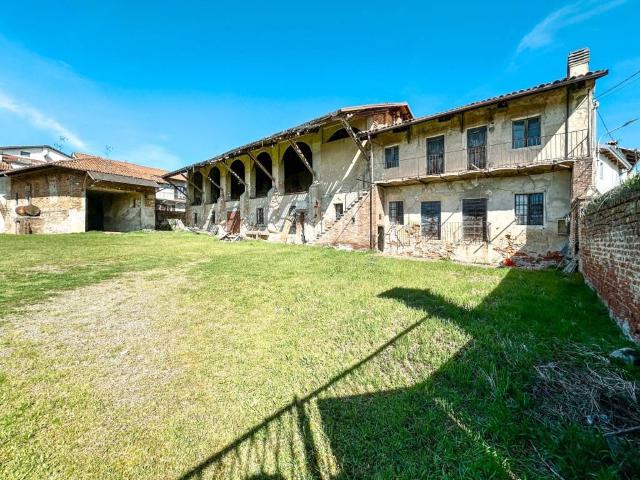 Rustico / Casale in vendita a Villarboit VC
