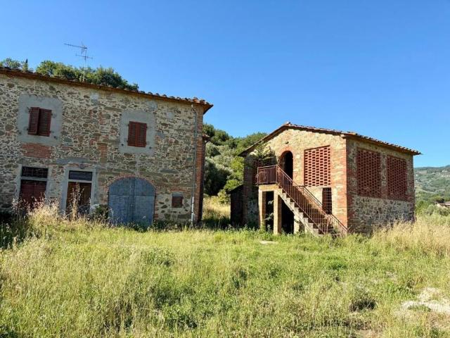 Rustico / Casale in vendita a Vinci FI