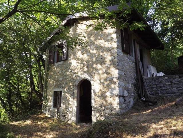 Rustico / Casale in vendita a Zogno BG