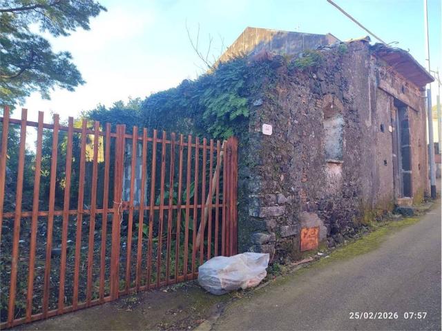 Rustico / Casale in vendita a Zafferana Etnea CT