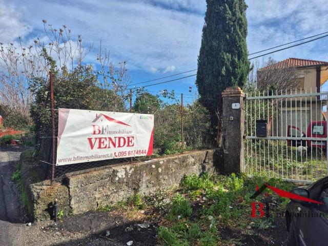 Rustico / Casale in vendita a Zafferana Etnea CT