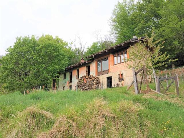 Rustico / Casale in vendita a Zumaglia BI