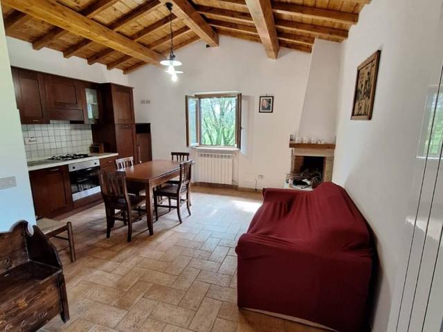 Rustico / Casale in affitto a Caprarola VT