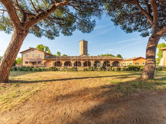 Rustico / Casale in affitto a Fiumicino RM