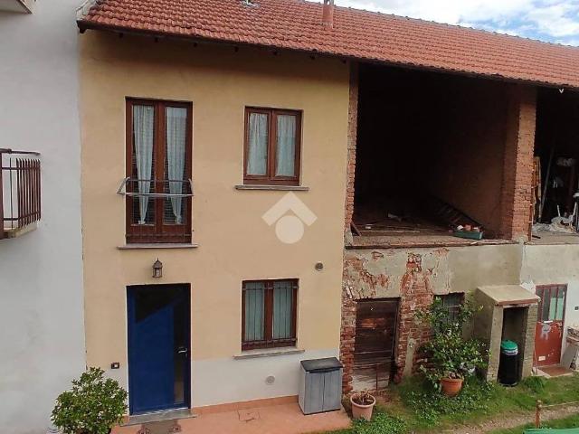 Rustico / Casale in affitto a Lonate Pozzolo VA