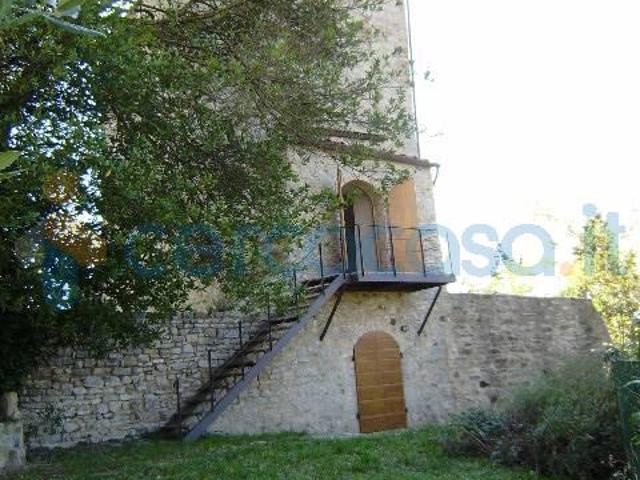 Rustico casale in ottime condizioni in affitto a San Casciano Dei Bagni