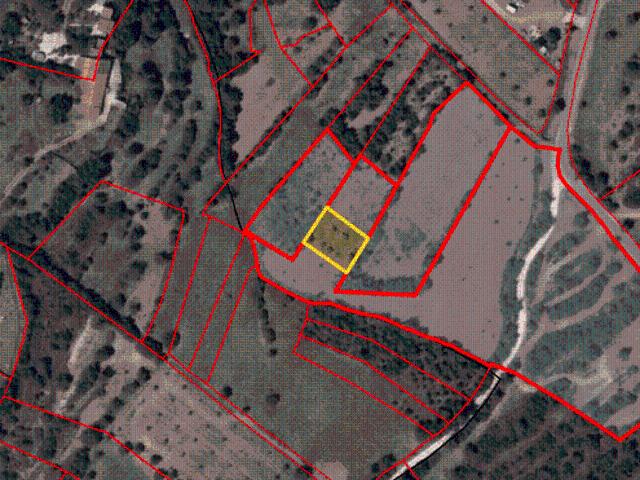 rústico com a área total de 440m2 nas Fontes da Matosa, Silves, Fontes da Matosa