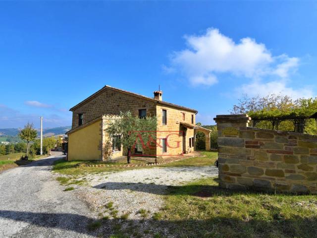 Casale in vendita a Gualdo, CAMPAGNA