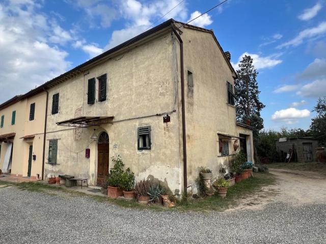 Rustico con giardino a Cerreto Guidi