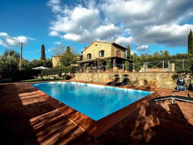 Rustico con giardino a Vinci