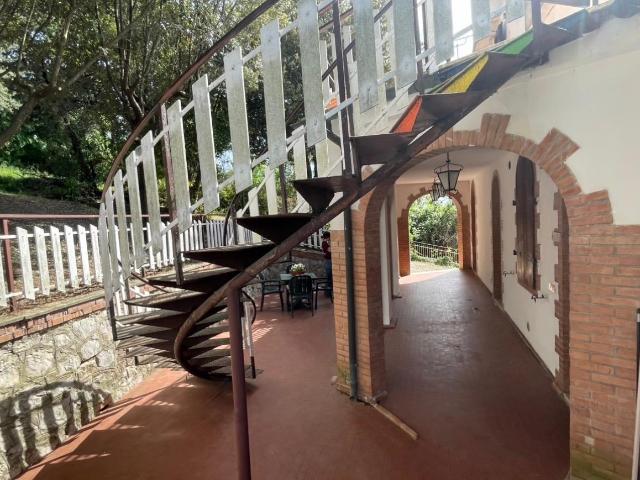 Rustico con giardino in borgo medievale, Massa Marittima