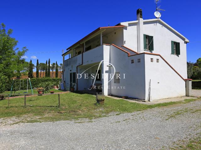 Rustico con giardino in madre chiesa, Campagnatico