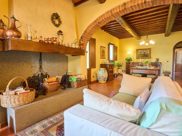 Rustico con giardino, Lastra a Signa malmantile