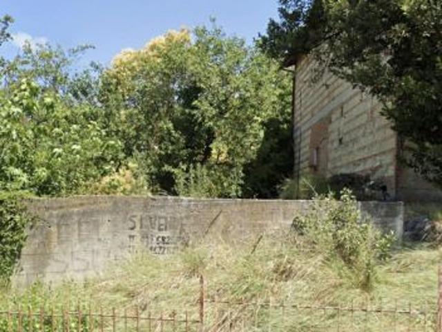 rustico con luce e bagno e giardino