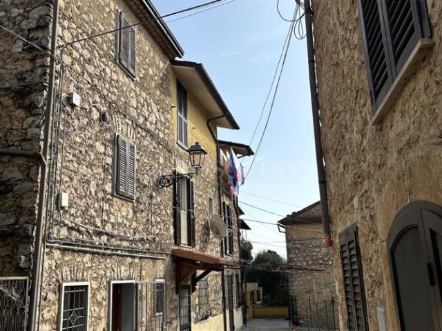 Rustico di 100 mq a Prossedi Prossedi