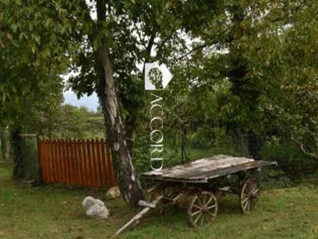 RUSTICO di 3 vani e di 88 mq SAN FIOR rif. F47C