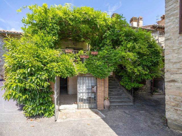 Rustico in vendita a Todi