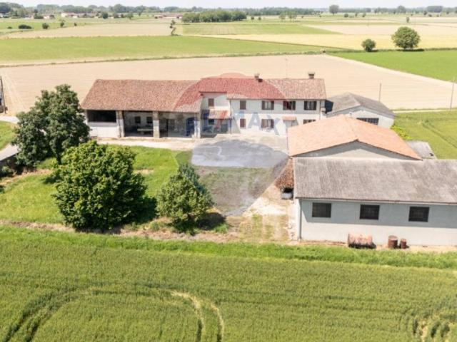 Rustico in vendita a Torricella Del Pizzo
