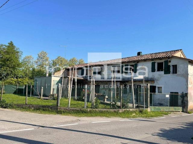 Rustico in vendita a Treviso