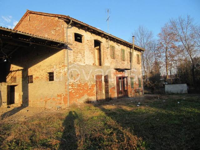 Rustico in vendita a Trebaseleghe via Roma