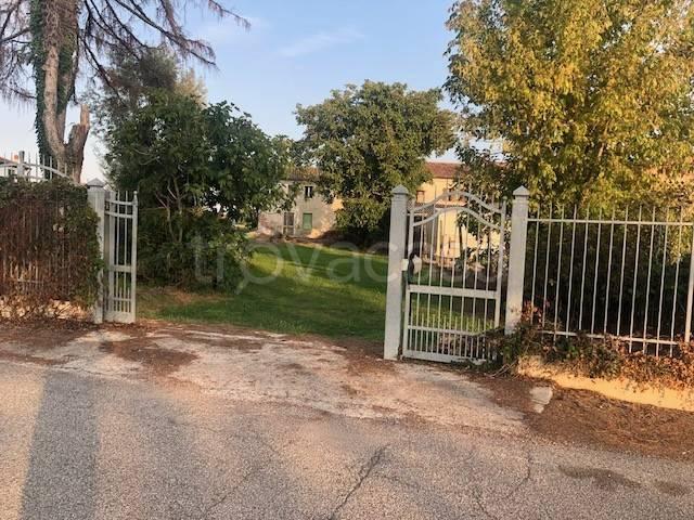 Rustico in vendita a Vangadizza, Legnago