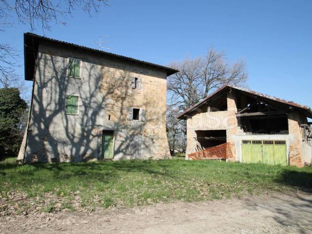 Rustico in vendita a Valsamoggia via Tiola