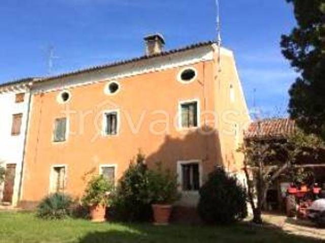 Rustico in vendita a Villaga via Alessandro Manzoni, Pozzolo