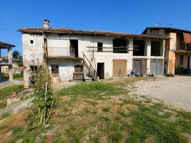 Rustico in vendita a Alba