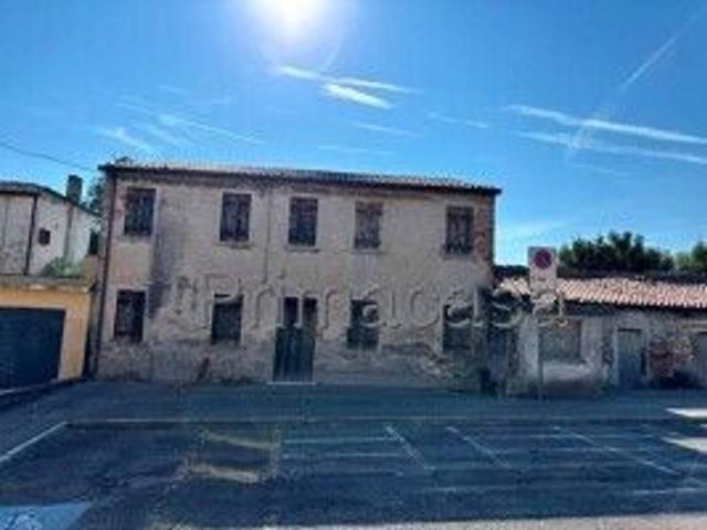 Rustico in vendita a Albaredo D'Adige