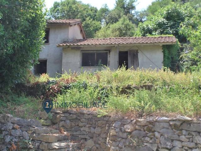 Rustico in vendita a Ameglia, Montemarcello