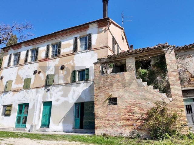Casa indipendente in vendita a Ancona