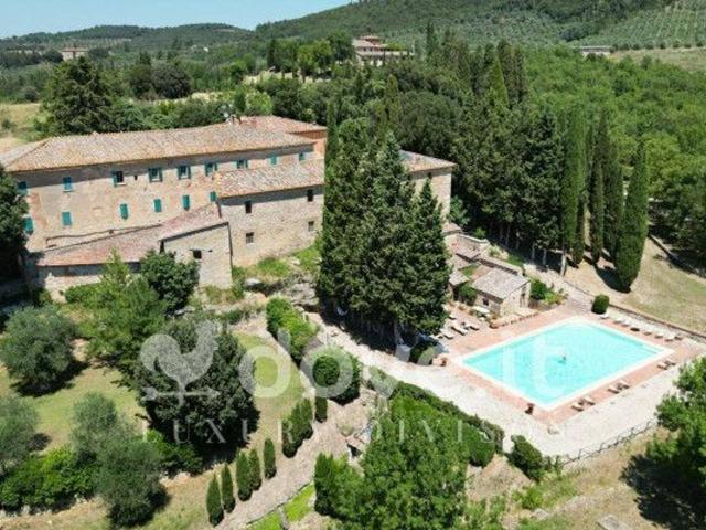 Rustico in vendita a Asciano
