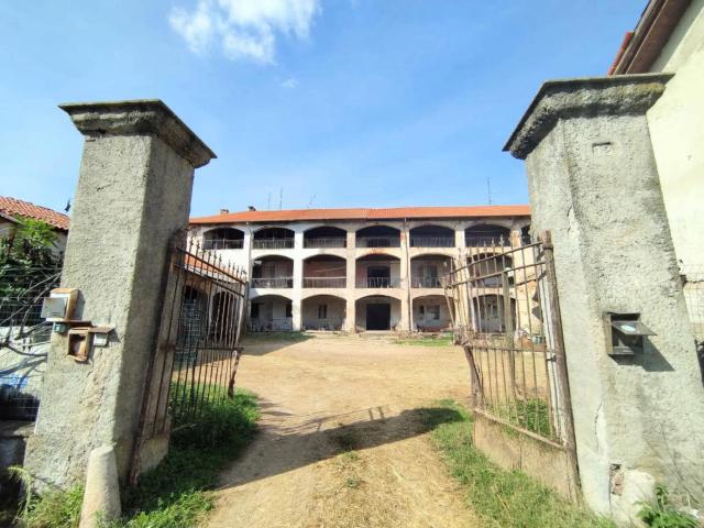 Rustico in vendita a Arluno