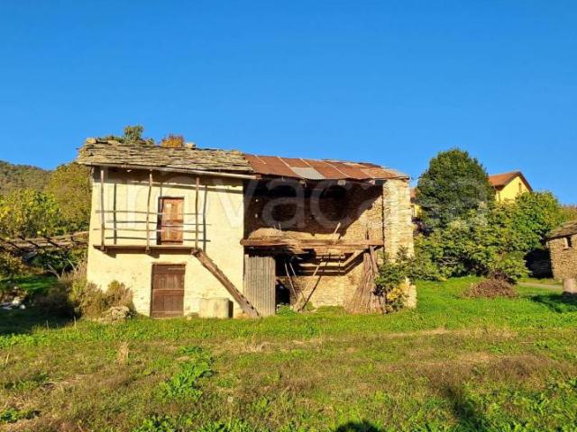 Rustico in vendita a Barge