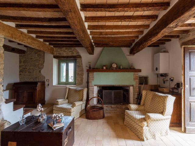 Rustico in vendita a Baschi