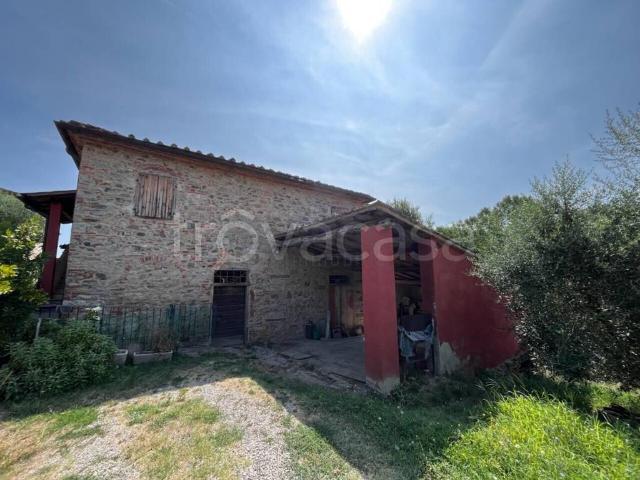 Rustico in vendita a Bucine