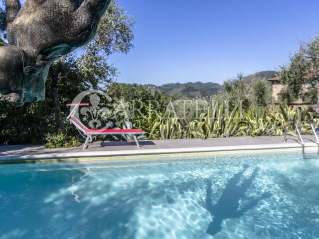 Rustico in vendita a Camaiore