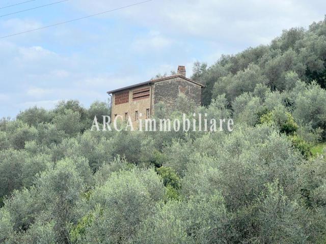 Rustico in vendita a Camaiore
