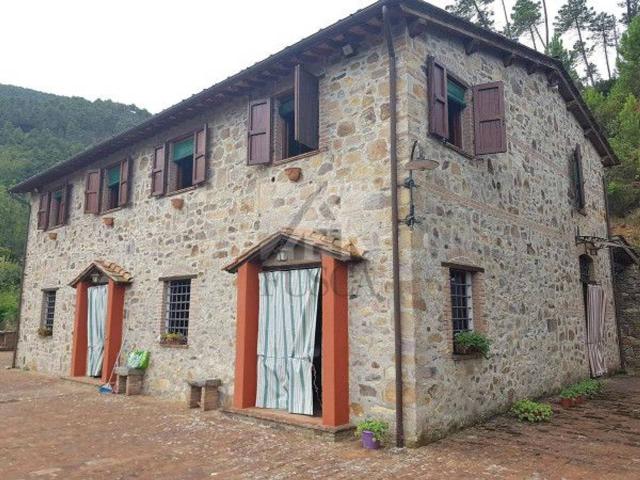 Rustico in vendita a Capannori