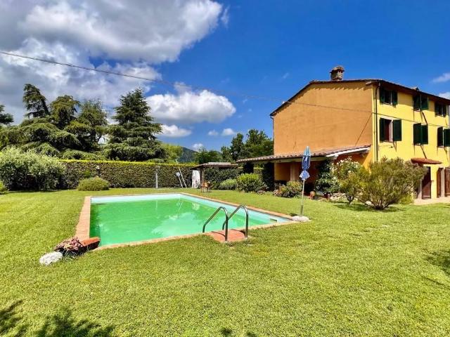 Rustico in vendita a Capannori