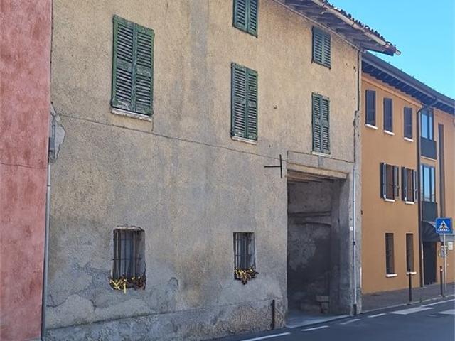 Rustico in vendita a Capriano del Colle