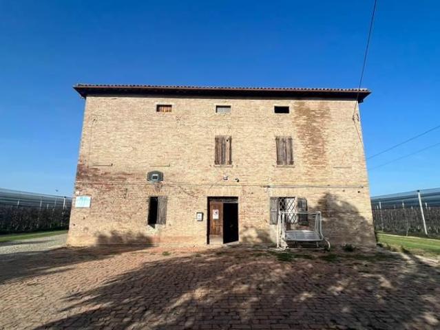 Rustico in vendita a Carpi