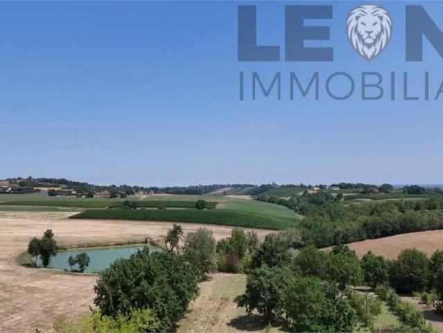 Rustico in vendita a Castelvetro di Modena