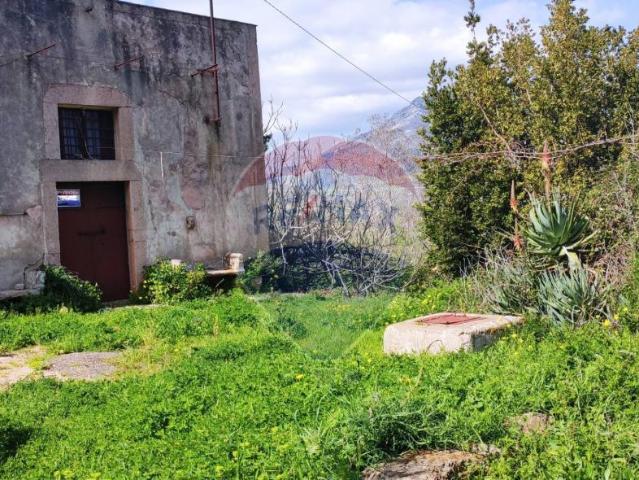 Rustico in vendita a Castellammare Del Golfo