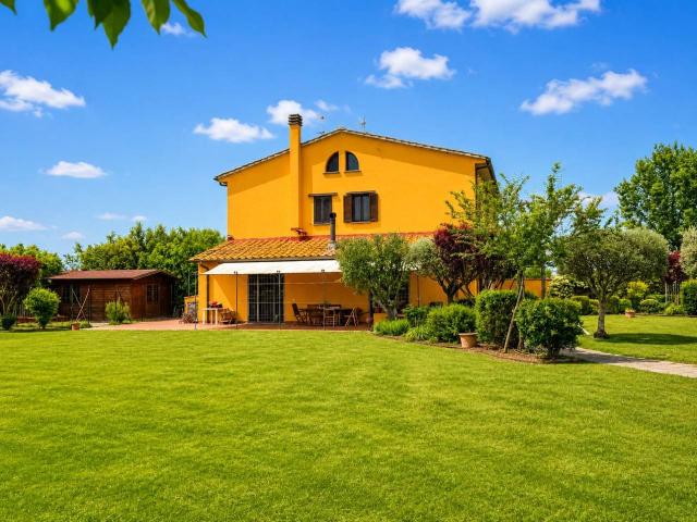 Rustico in vendita a Cascina