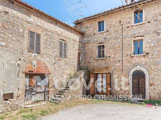 Rustico in vendita a Casole D'Elsa