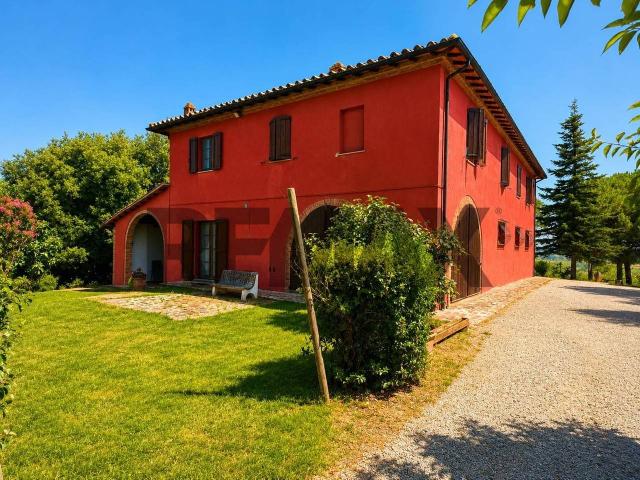 Rustico in vendita a Chiusi