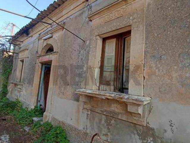 Rustico in vendita a Chiaramonte Gulfi